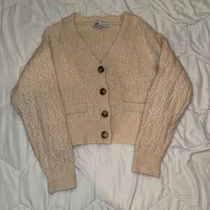 Zara Cropped Cream Cable Knit Sweater